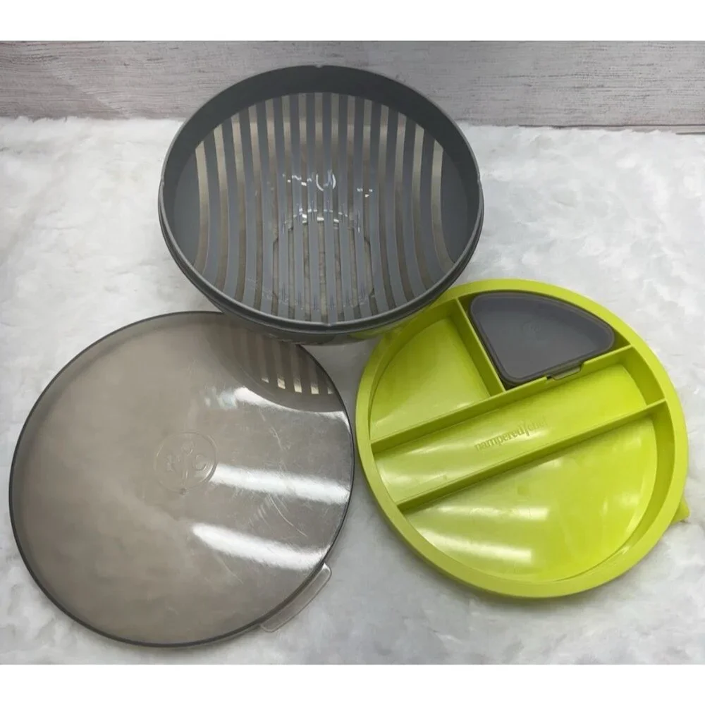 PAMPERED CHEF Salad Cutting Bowl Item #100086  Retired Discontinued Used 5 PC